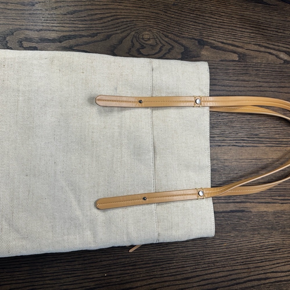 Sherpani Cream and Tan Tote Bag - Picture 2 of 9